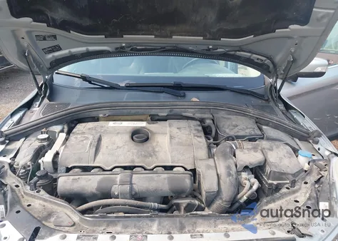 2013 Volvo Xc60 3.2 Premier z USA, uszkodzony, nr VIN YV4952DZXD2392571